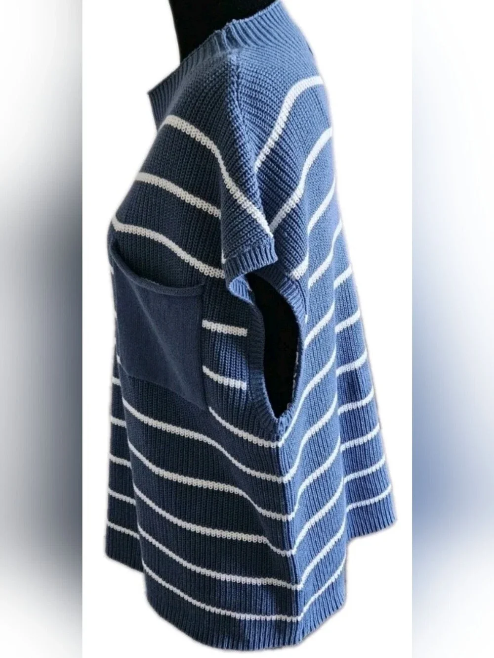 Simply Southern NWT Blue White Striped Sweater Vest Pocket Size Large.